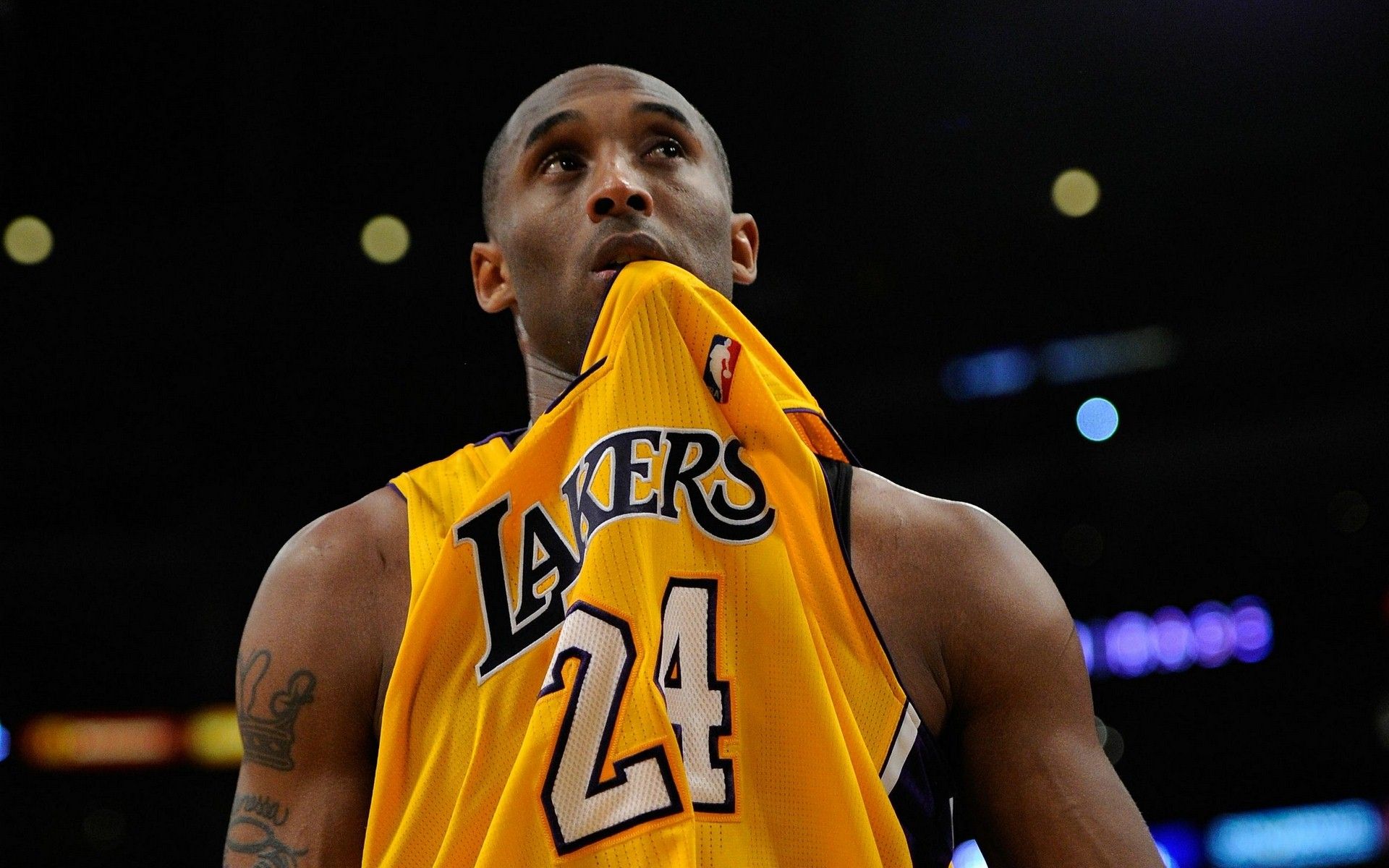 内线的轮换 内线的轮换