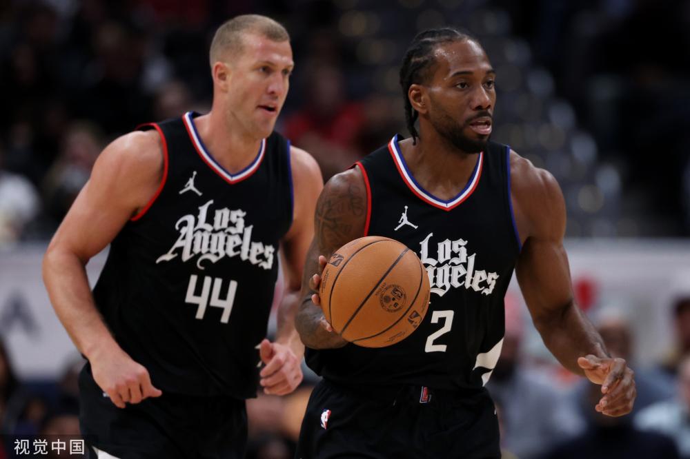 前锋的多面 前锋的多面