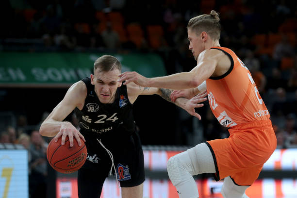 肩部伤情可 肩部伤情可